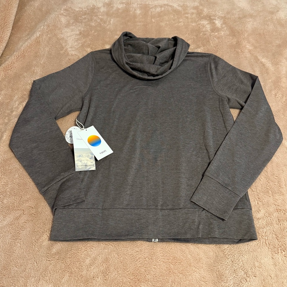 Vuori Halo Performance Hoodie 2.0 - Picture 10 of 10